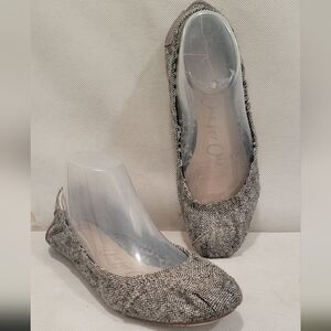 TOMS TWEED FABRIC BLACK, IVORY & METALLIC THREADS (sz 7-1/2)
